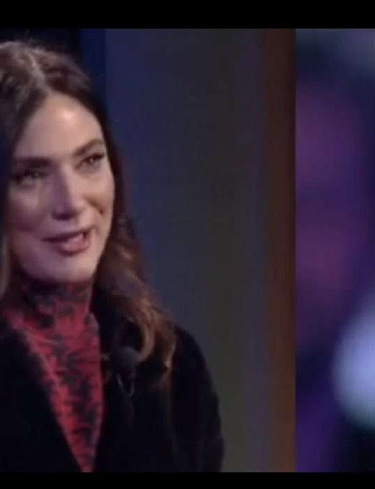 MagicaGrace's tweet photo. La differenza tra una madre che dà consigli senza sminuire nessuno e una madre che tratta con cattiveria e saccenza una ragazza giovane e fragile #gfvip https://t.co/uqtDs305Nk