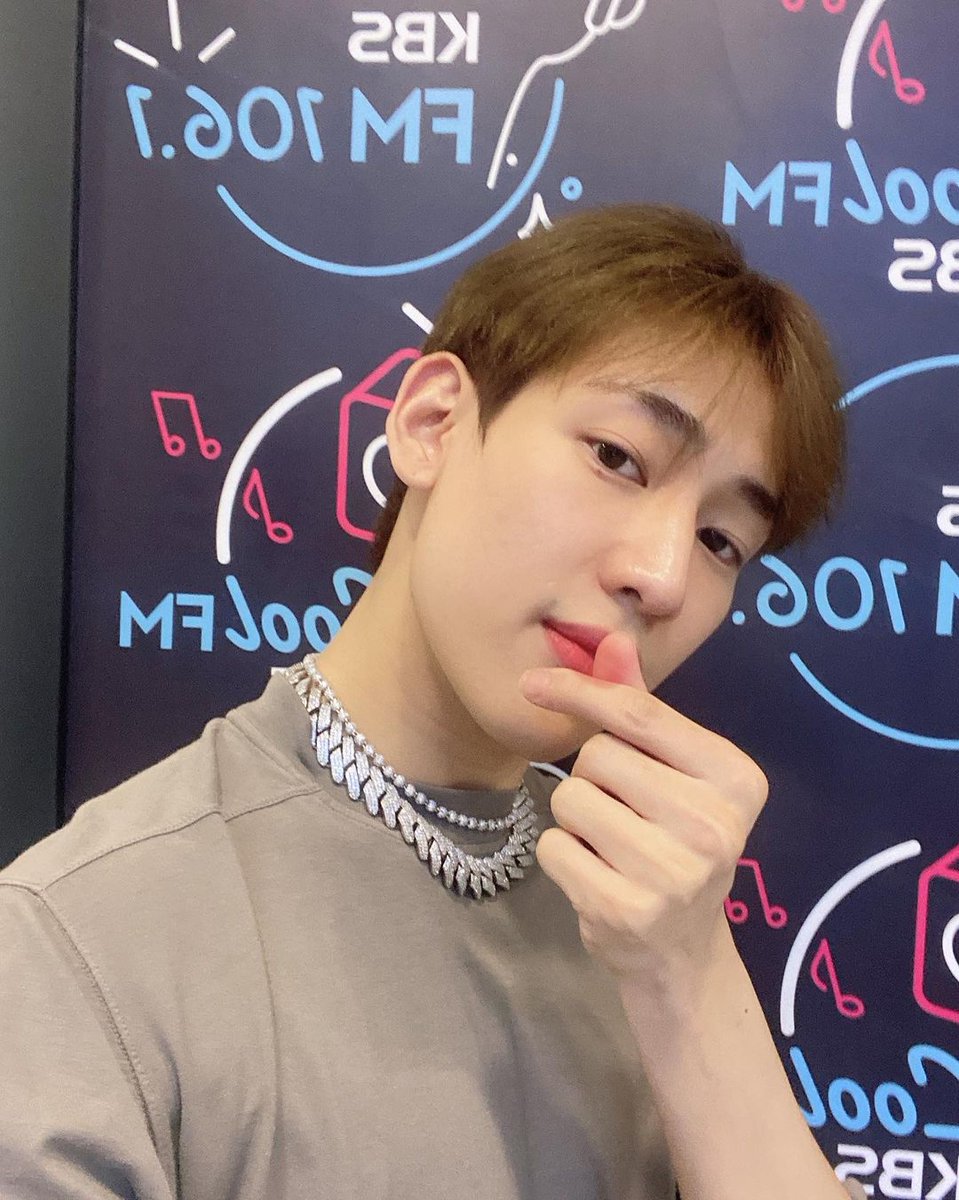 ITSLNOTE's tweet photo. Vengo para conquistar a las nuevas estrellitas que se forman en este mundo en su #ニンフズ𝐃𝐄𝐁𝐔𝐓. Yo en mood #into_ニンフズworld por verlas cantar #𝗗𝗔𝗟𝗟𝗔wニンフズ que sin duda gritare a todo pulmón este bello himno 😩💘 https://t.co/cndsf1r9Pw