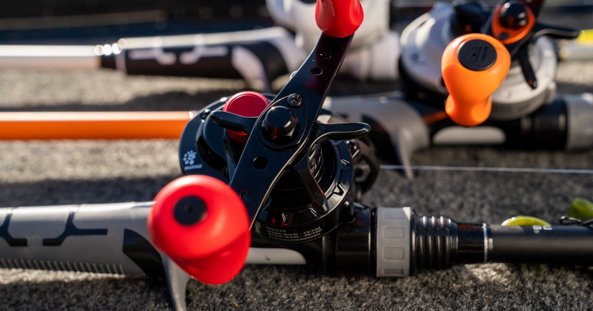 Abu_Garcia's tweet photo. With the Max X in hand, the bass don't stand a chance. A 4+1 bearing system paired with Powerdisk Drag and a strong but lightweight machined aluminum spool assures that the Max X is a winner. #AbuGarcia #MaxX #BassFishing #Fish2Win https://t.co/7s3qMc9I3e