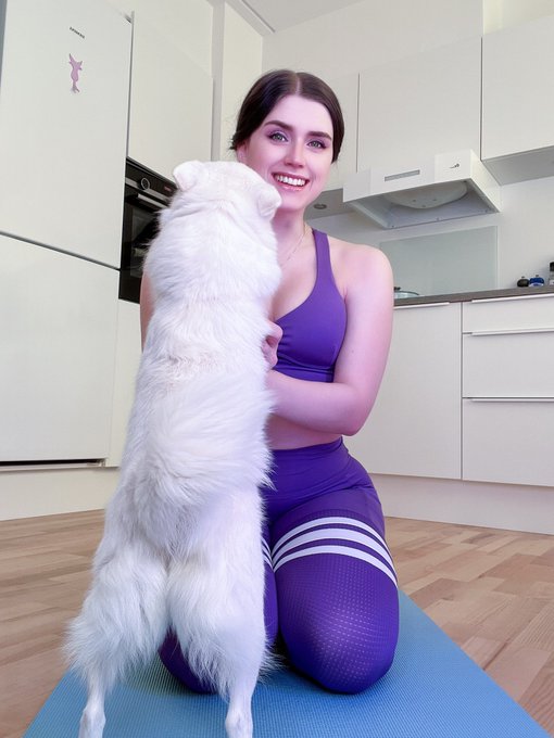 2 pic. Puppy bloopers are best bloopers ? https://t.co/mT4BTLi0uY