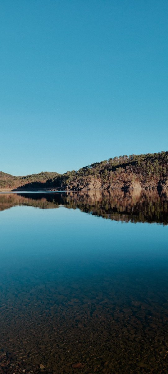 Hochatime's tweet photo. Perfectly still evening #hochatime #travelok #mccurtaincounty https://t.co/DBJrEP7feW