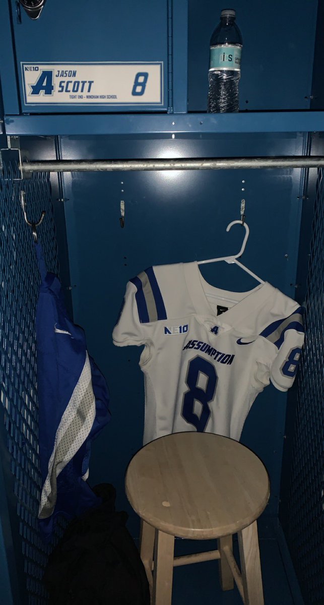 JasonSc0tt87's tweet photo. Had such a great time @AssumptionUMA really want to thank @CoachCorc70 for the invite and @CoachMcKenzie17 @coach_tjbloyer for showing such hospitality,had a great time!! https://t.co/4XyfYbAk0t