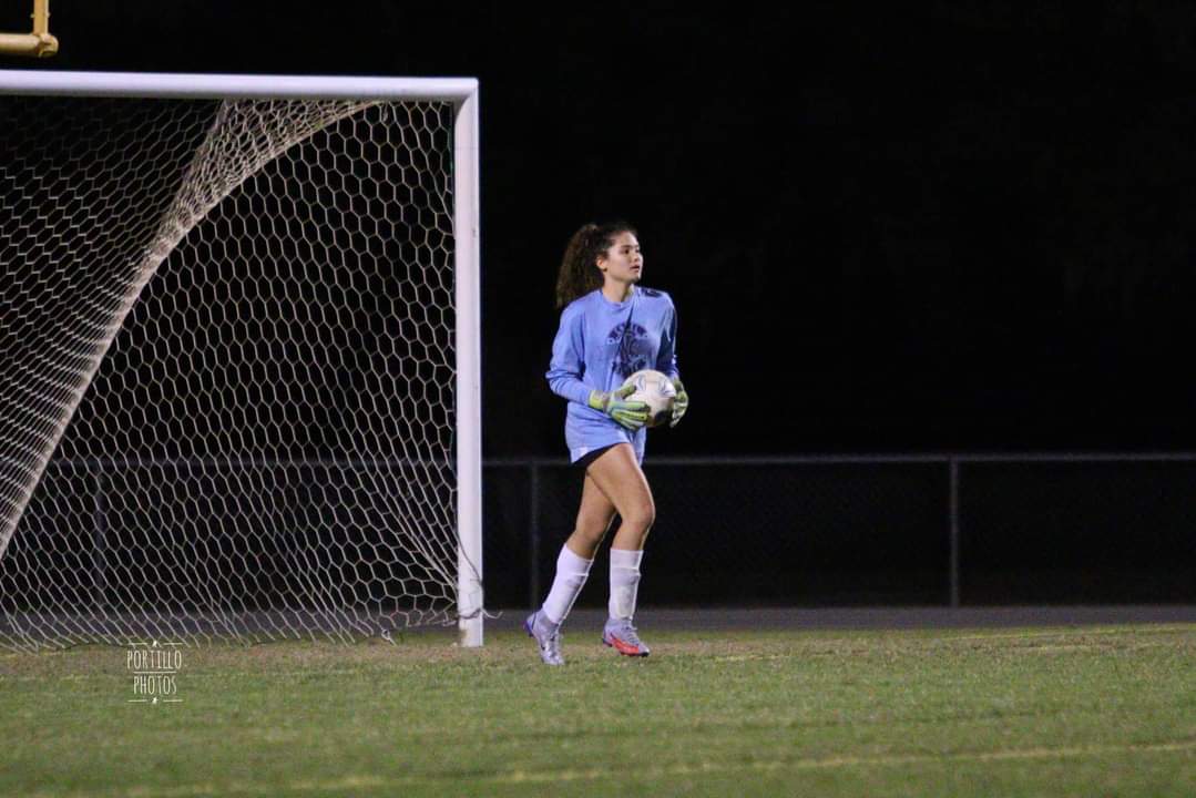 Coach_MarkL's tweet photo. Tomorrow night is Senior Night!  Come out and support Maddy, Alana, Brianna, Amanda, Lexi, and Gaby!

GO CHAPEL!  ⚽ https://t.co/rCXU9ot71R