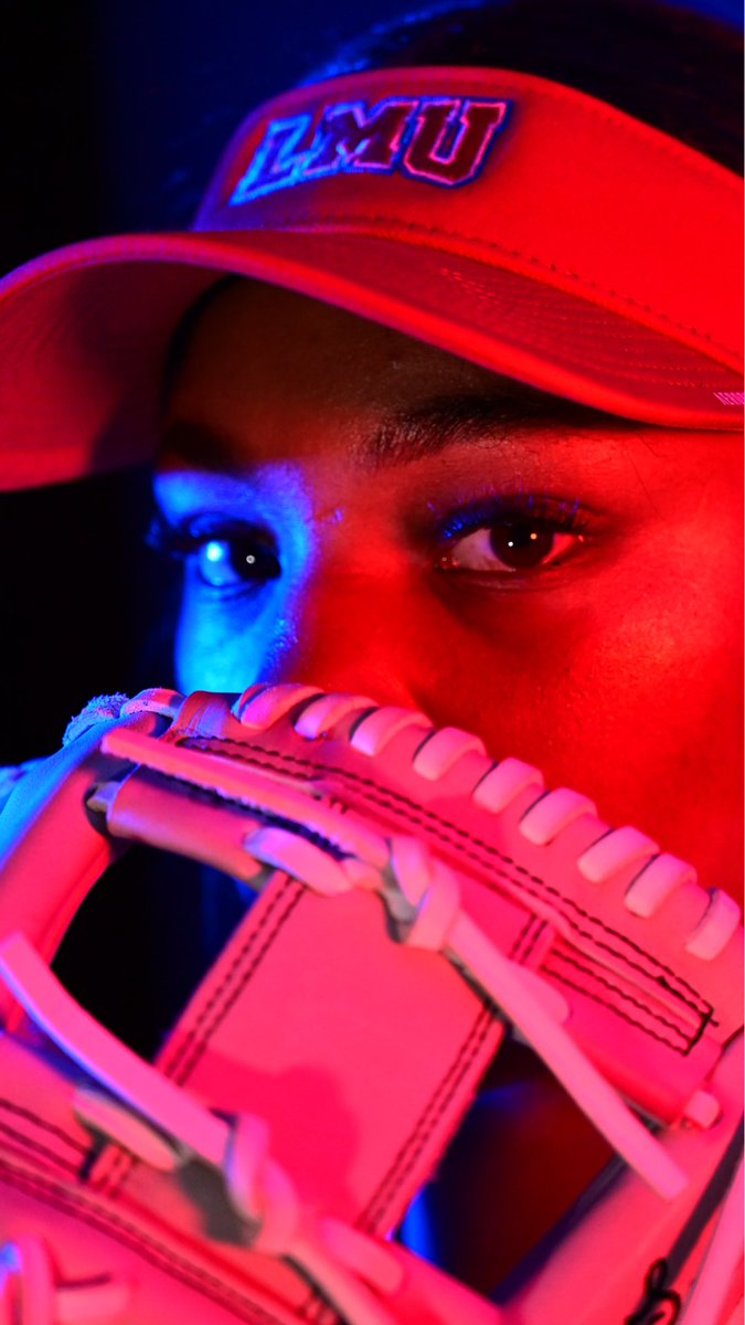 Sneak peak of <a href="/lmulionsSB/">LMU Softball</a> media day.  Stoked about these! Huge shoutout to <a href="/_chewyjs/">c h e w</a> 🤙🏽
