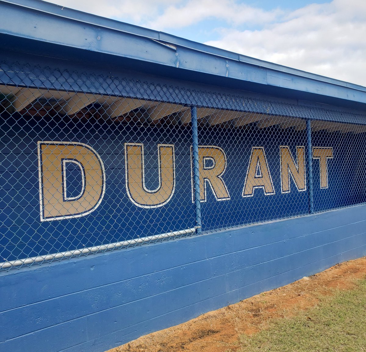 durant_softball's tweet photo. Spring Tryouts are Monday, Jan 24th, and Tuesday, Jan 25th, at 4pm. All players must be fully cleared to participate. #KeepClawing 🥎💪🇺🇲 https://t.co/lCz0AeOiGs