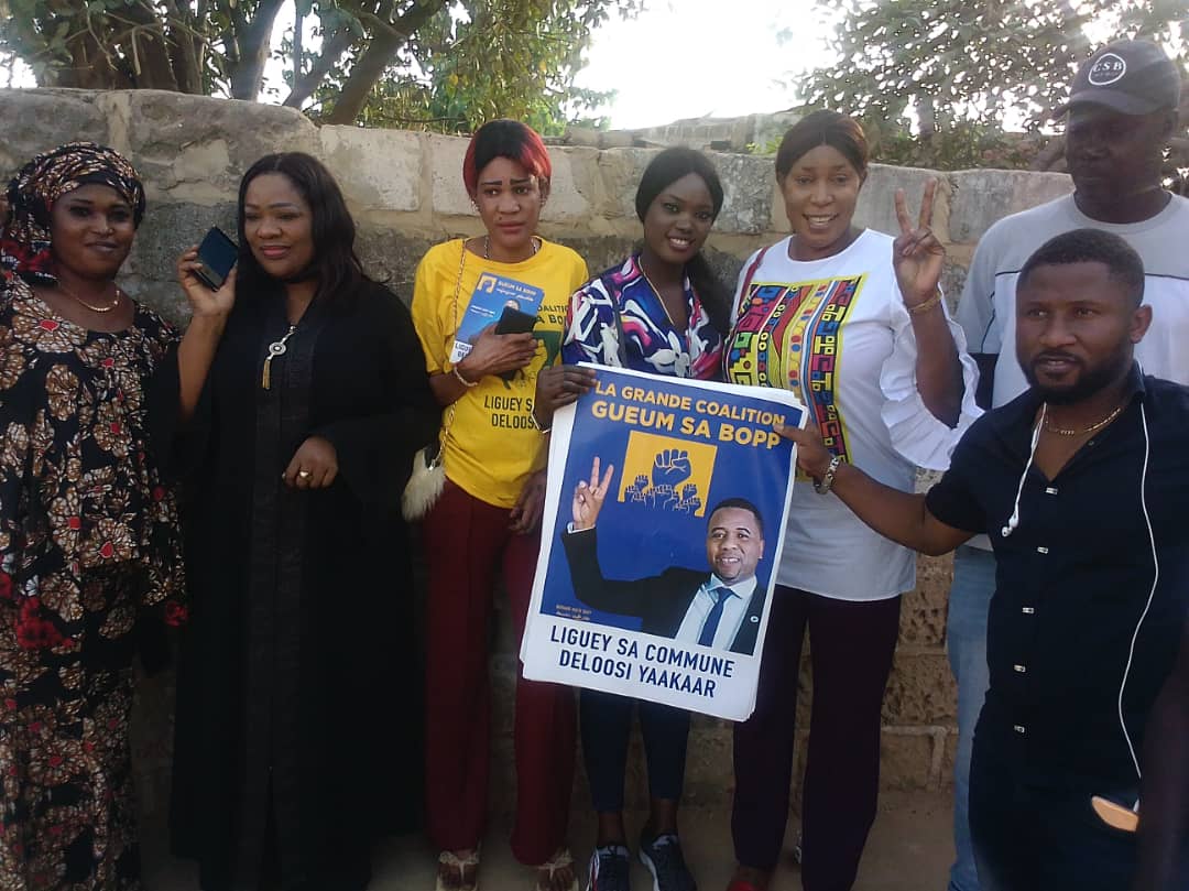 GSaBopp's tweet photo. ✊ils ont dit oui à la lionne de la #Commune_Est_Thiès Madame #Astou_Diouf la voix des femmes et des jeunes. Rendez-vous au sommet ✊
#Liguèye_Sa_Gokh✊
#Déloosi_Yaakaar✊
@seyelatyr @Bouganegueye @GokhBi @Kebetubot @dakaractu @seneweb @iradio_sn @RFMsn https://t.co/cEQ5zJ4084