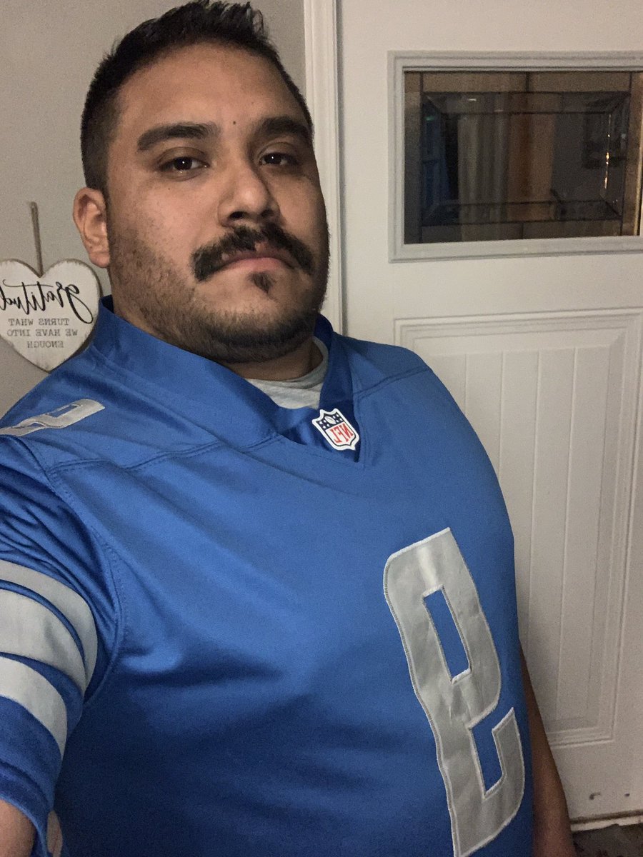 olbeercan's tweet photo. Had to dust off an oldie for this one. Go get em 9 #Stafford #Rams #GoGetThatRing https://t.co/HRbJ5b8KbB