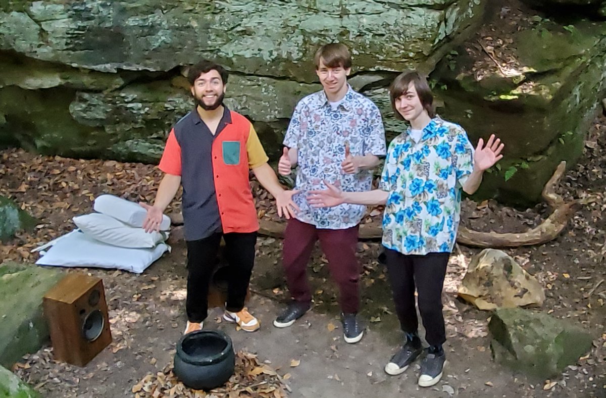 bigblitzband's tweet photo. 🚨🎥New Music Video Alert!!!🎥🚨
On Wednesday January 26th we'll be dropping a brand new music video on our YouTube channel. We are thrilled to finally share this with you. Stay tuned for more details! #musicvideo #diproductions #bigblitz #sax #drums #synthesizer #forest https://t.co/05aglsY1YK