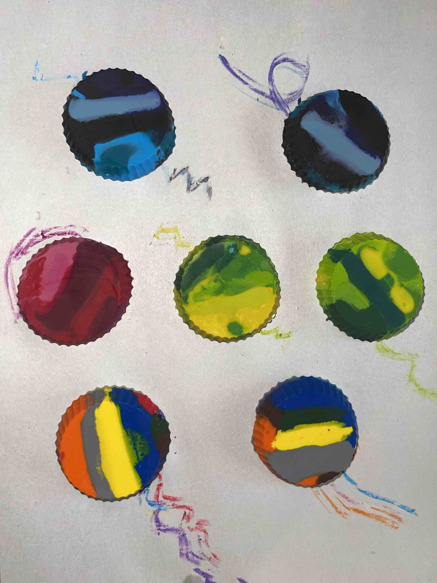 growgritgrace's tweet photo. πNew @Seesaw activity!π Inspired by my mama's "rainbow pies"β@instantpot, I give you a safe way to demo matter changing states IN your classroom!
ππ₯§I enjoy the water cycle and melting/freezing ice, but... this is just more fun.π #functionaltext https://t.co/jggdCi4agE https://t.co/N78fbtRI5B
