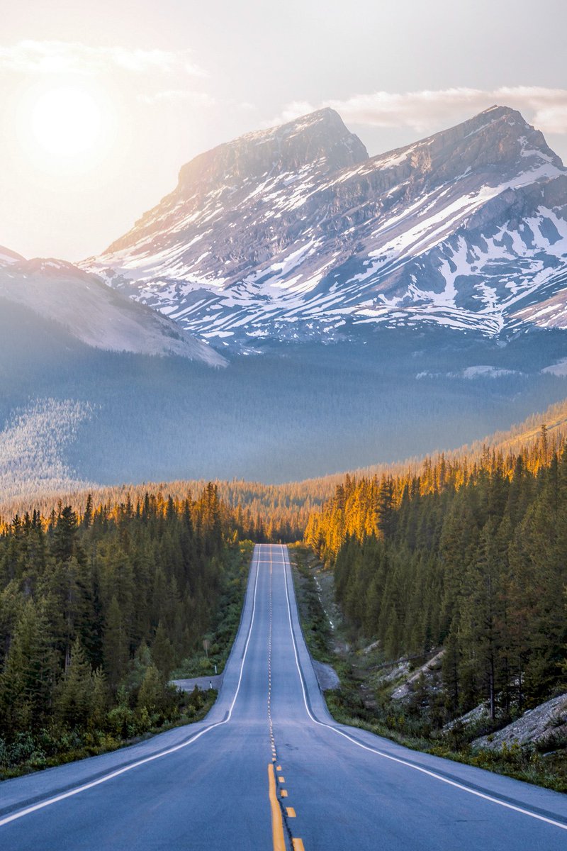 Road shots then vs Road shots now 😂 How many of us went through the 100% clarity, HDR, saturation phase? Although I still wanna get better, we gotta celebrate progress.