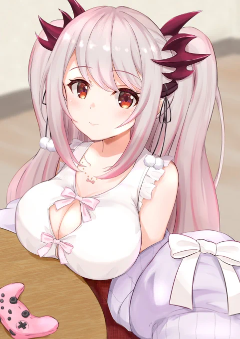 #パトラのアトリエ
わんちゃんも一緒にゲームする? 