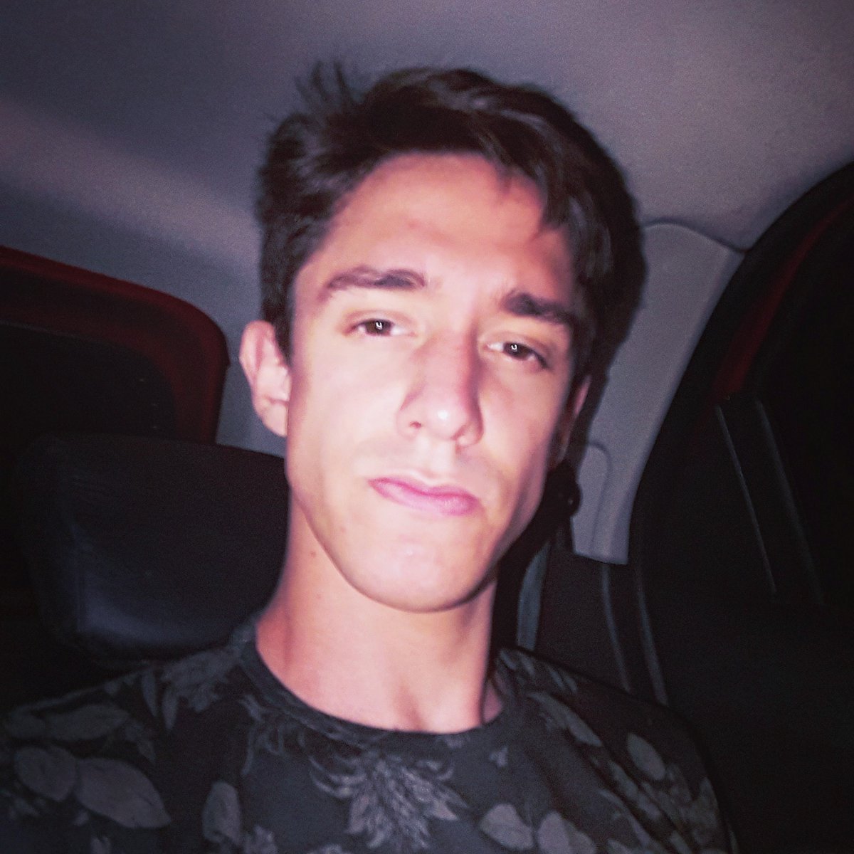 Fran_Capp's tweet photo. #NuevaFotoDePerfil https://t.co/w9XREwDdLY