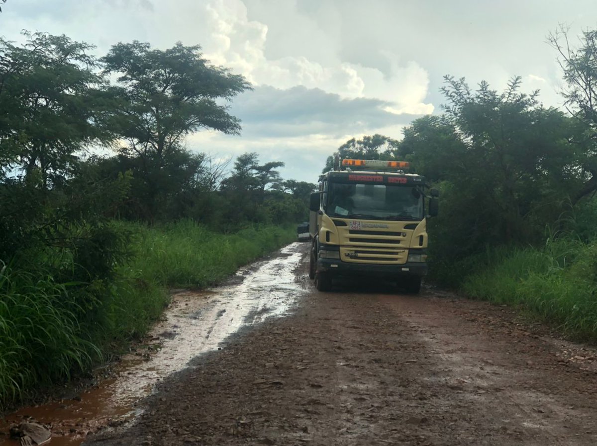 Velempini's tweet photo. Intensity of rains in Zimbabwe in delayed 2021/22 rainy season has damaged MOST of the gravel roads. There is need for Strategic &amp; Deliberate Intervention going forward to climate proof roads with Modern Technology Products &amp; Maintenance Methods. @Ehubzim @CypherEnv @RoadsRubicon https://t.co/HNTPRoPSa4