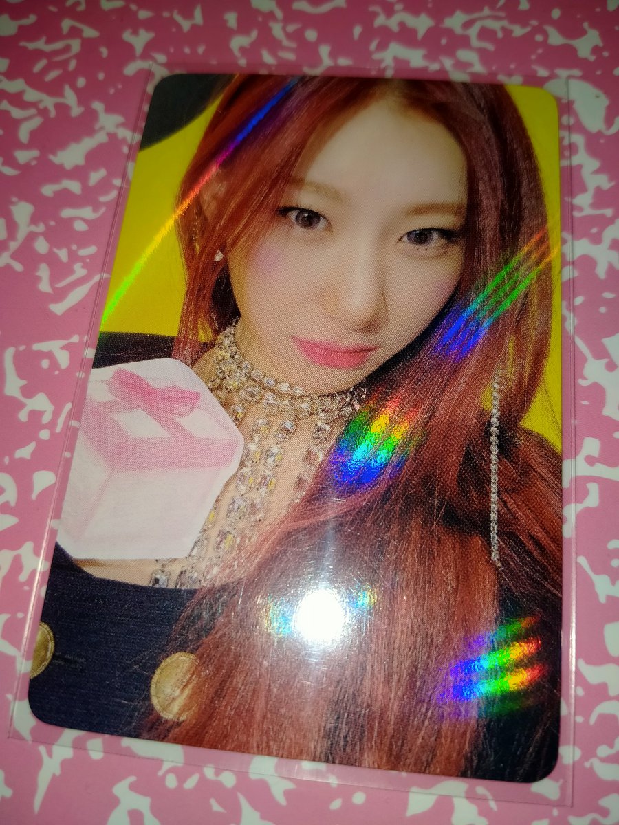 yzcyzcyzczy's tweet photo. #rleaf_proofs
thank you so much sa budol @0802hauI chaeryeong arrived safely ! <33 https://t.co/M4sZEN4hLC