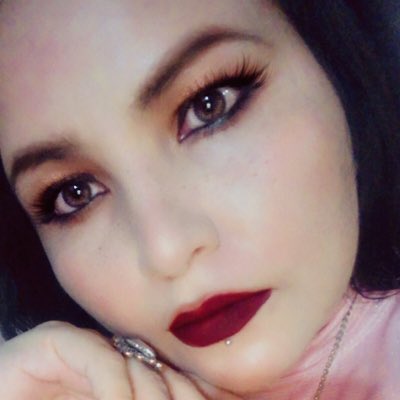 TatysAd's tweet photo. #NuevaFotoDePerfil https://t.co/q8qEffY3HI