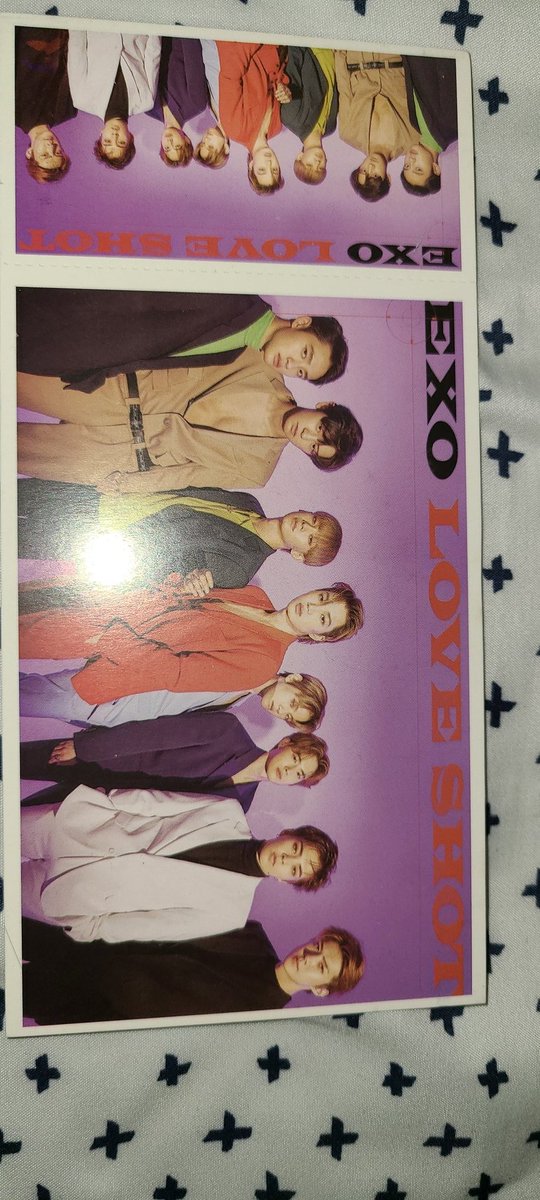 BringdaKpop's tweet photo. Hmm... who should I send this postcard to? #EXO #KPOPMAIL #KPOPPOSTCARD #KPOP #SNAILMAIL https://t.co/eCHzphzOqq