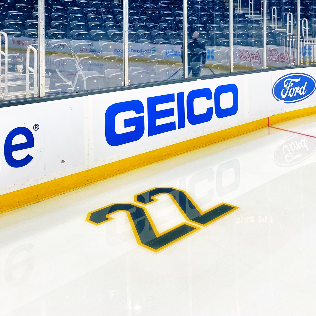 Boston Bruins tweet media