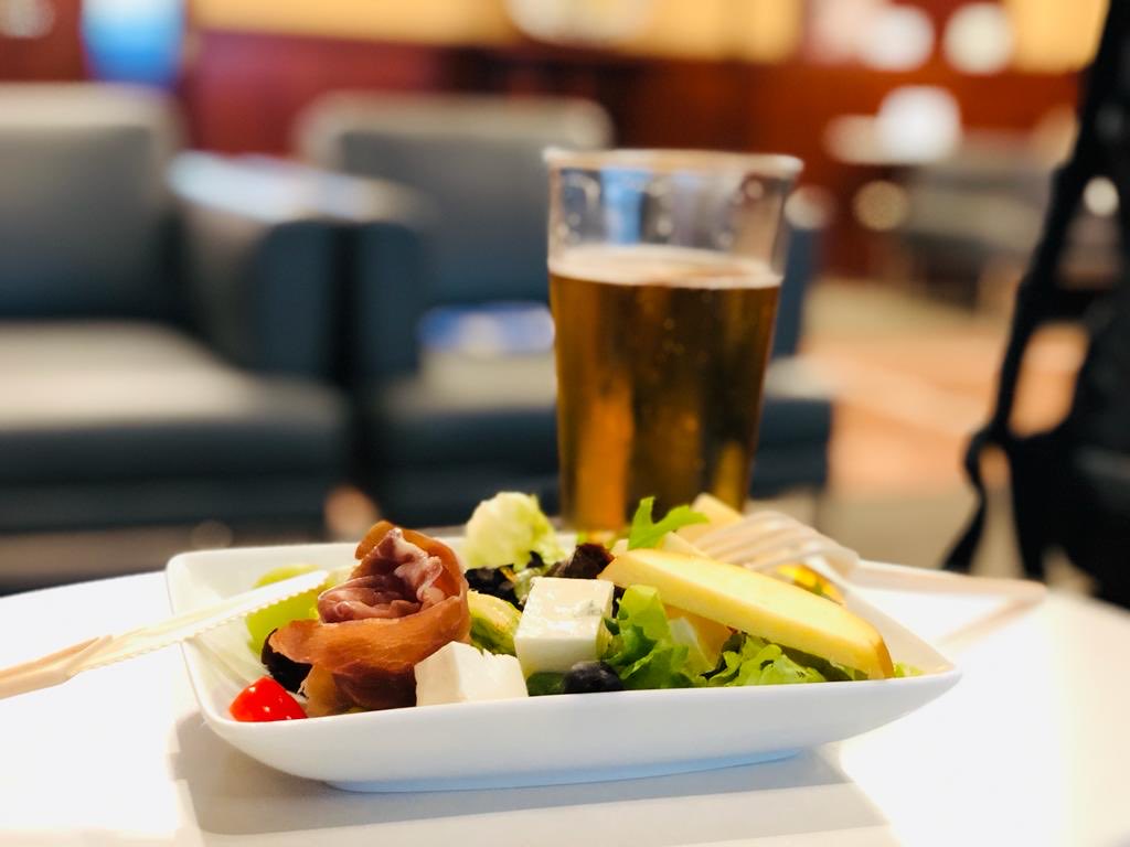 floresmeyer's tweet photo. ⁦@AmericanAir⁩ https://t.co/4mGldXWNRX