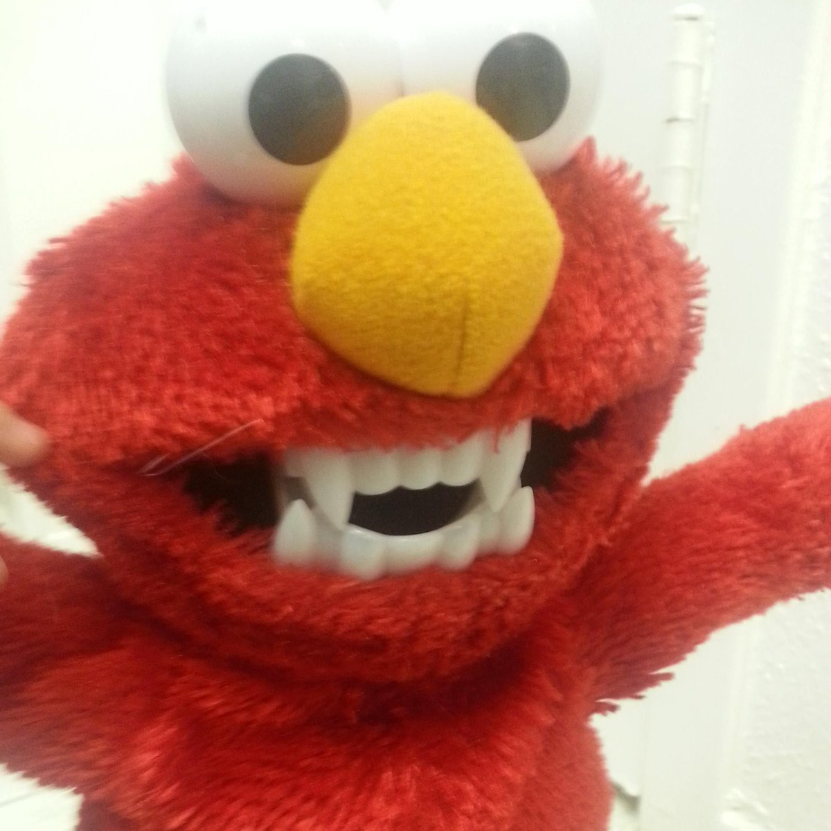 oolliiviiaa's tweet photo. give me your hbo max info right now https://t.co/8Cp4l91OX5