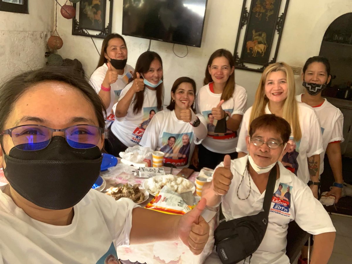 teamping2022's tweet photo. Mga kakamPING natin mula sa LAMP District 3 &amp; 4 Laguna kasama ang Brgy. Kagawad ng Famy at City Councilor ng Jala Jala, Rizal, nagpakita ng suporta sa Lacson-Sotto tandem!

#PingLacson2022
#LacsonSotto2022
#gwaPINGS
#kakamPINGtunay https://t.co/MGXxkwefB1