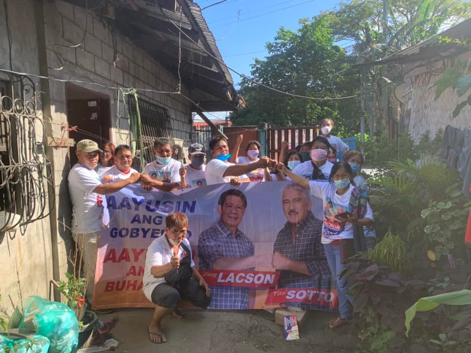 teamping2022's tweet photo. Mga kakamPING natin mula sa LAMP District 3 &amp; 4 Laguna kasama ang Brgy. Kagawad ng Famy at City Councilor ng Jala Jala, Rizal, nagpakita ng suporta sa Lacson-Sotto tandem!

#PingLacson2022
#LacsonSotto2022
#gwaPINGS
#kakamPINGtunay https://t.co/MGXxkwefB1