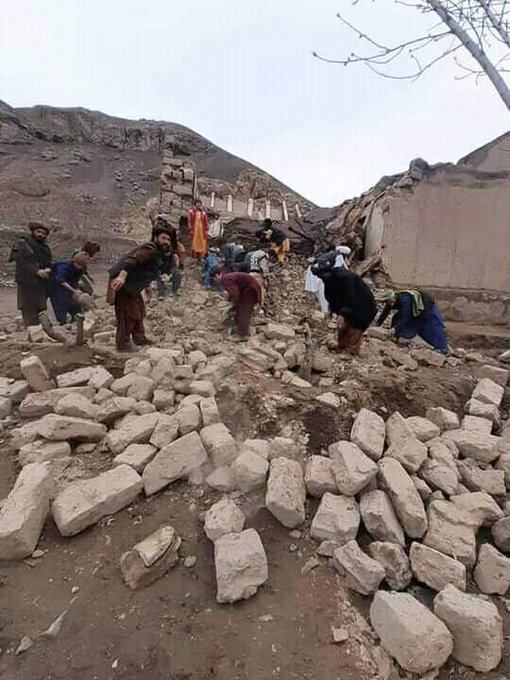Nksagar's tweet photo. According to local sources; at least 26 people have been killed in two earthquake in western Badghis province of Afghanistan.Multiple houses were affected by the quake which occurred at 4:10 p.m
Felt #earthquake (#زلزله) M5.3 strikes 87 km S of #Ghormach (#Afghanistan) https://t.co/SD5rStz0sd
