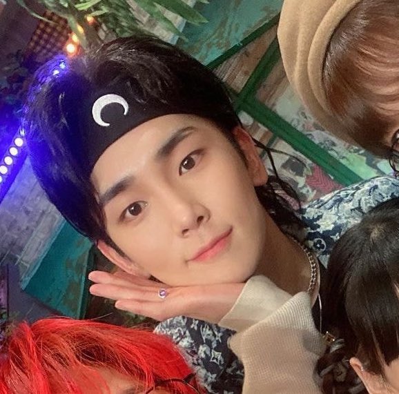 MeFreaky4JH's tweet photo. heart flutters
#KEY #SHINee @SHINee
#KeyTime https://t.co/gadOY0NYvQ
