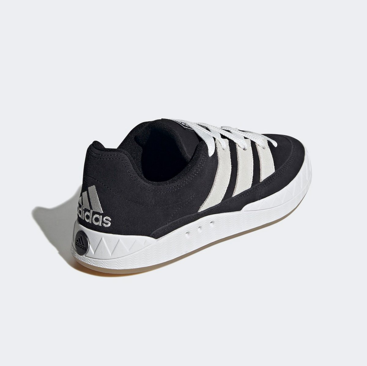 sneaker_wars's tweet photo. 【国内3月下旬発売予定】アディダス アディマティック 全2色
⇒https://t.co/9AxYtBuLgA
#sneakerwars #スニーカー #アディダス https://t.co/lC3cuGtMuV