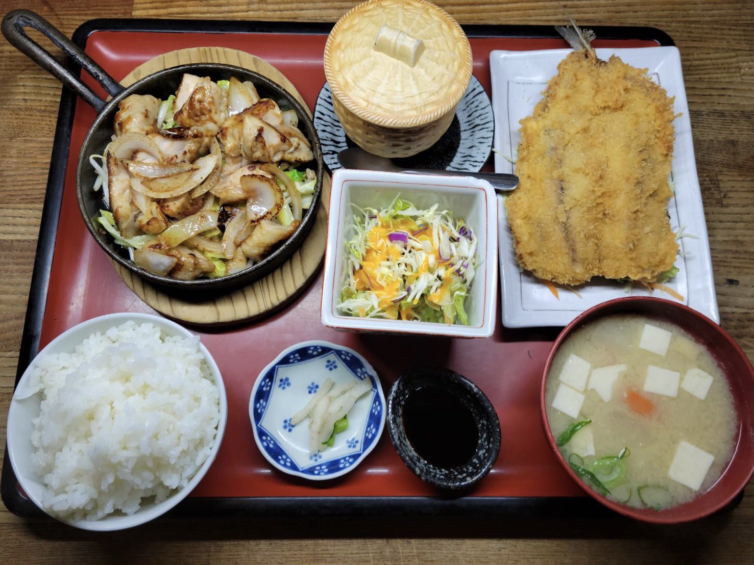 なにわや Pa Twitter 本日のお昼限定の日替わりランチです 日替わりランチ 熊本市グルメ 熊本東区グルメ 熊本東区ランチ 熊本市ランチ なにわや 居酒屋 熊本市東区日替わりランチ T Co Ubjebroxpu Twitter
