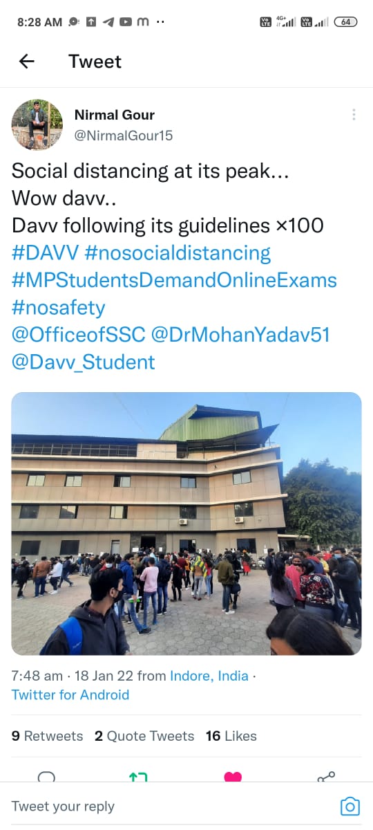 Akanksh91695558's tweet photo. @mayankmverma312 @Davv_Student @Davv_Student_S Dekhiye kis guidelines ka palan kiya jaa rha h yha ?
#DAVV 
#MPStudentsDemandOnlineExams @ChouhanShivraj @mayankmverma312 https://t.co/l6cmeTZdXj