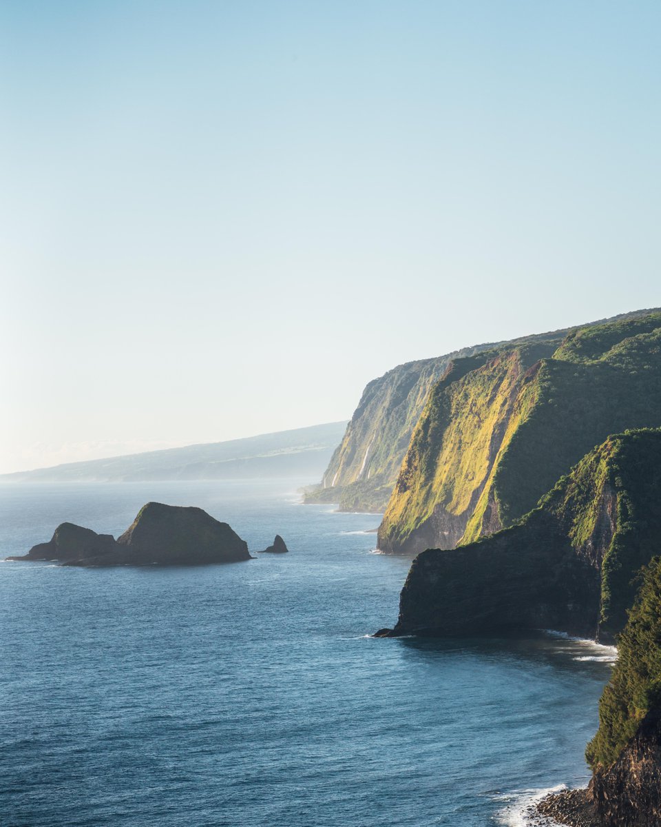 The beauty of the island is mesmerizing but knowing how to enjoy our sights is just as important. We've partnered with the Pono Pledge to help our guests understand what it means to travel responsibly.