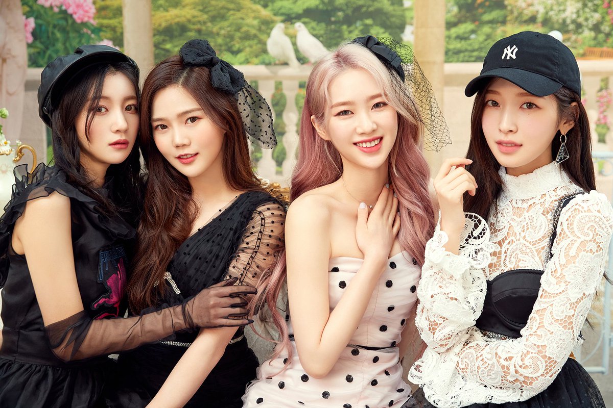 Yubin_archive's tweet photo. The perky princesses 단체 비니

#오마이걸 #비니 #배유빈 https://t.co/9BGkkAC4GO