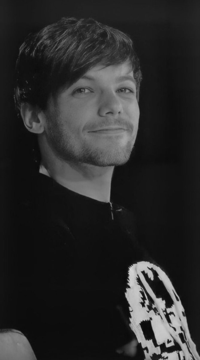 Photos 1D tweet media