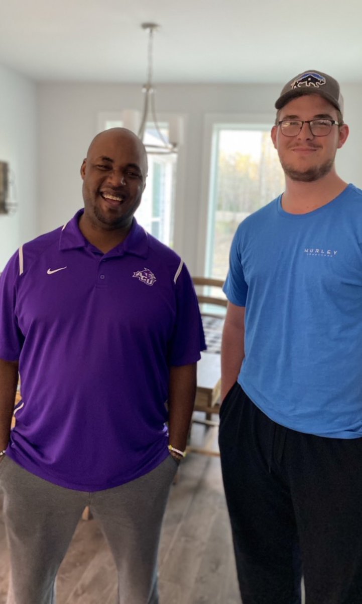 Riley Banks tweet media