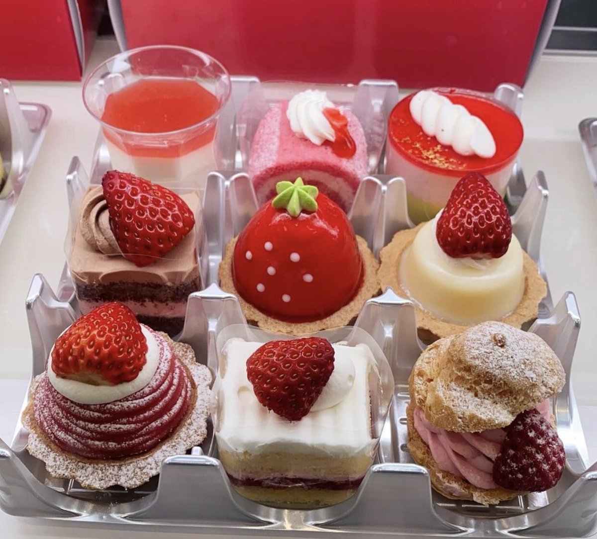 jerrymaria2201's tweet photo. #Strawberries https://t.co/pIBbQiORt5