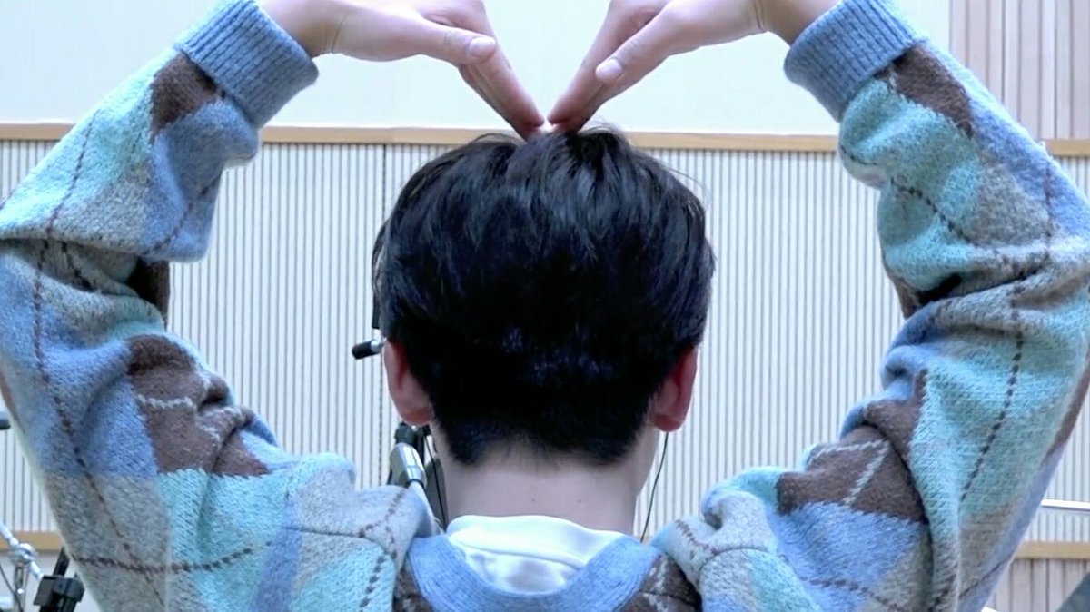 handsome at any angle 🤍