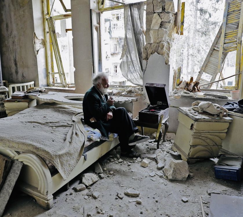 Can t stop thinking/cringing at Mairis Bredis singing Happy Birthday to Jake Paul 