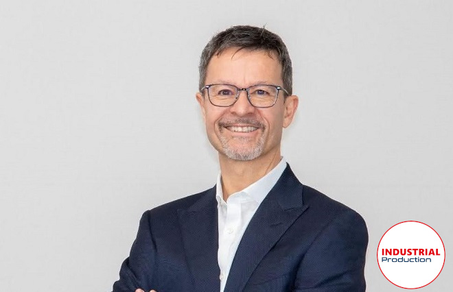 Ind_Prod's tweet image. Nach einem kurzen Intermezzo bei Franka Emika ist Helmut Schmid nun an der Spitze des AMR-Herstellers #Agilox gelandet. Helmut Schmid übernimmt mit Januar 2022 die Funktion des CEO und folgt somit Franz Humer nach. ow.ly/hF0850Hwzhv #transportroboter #roboter