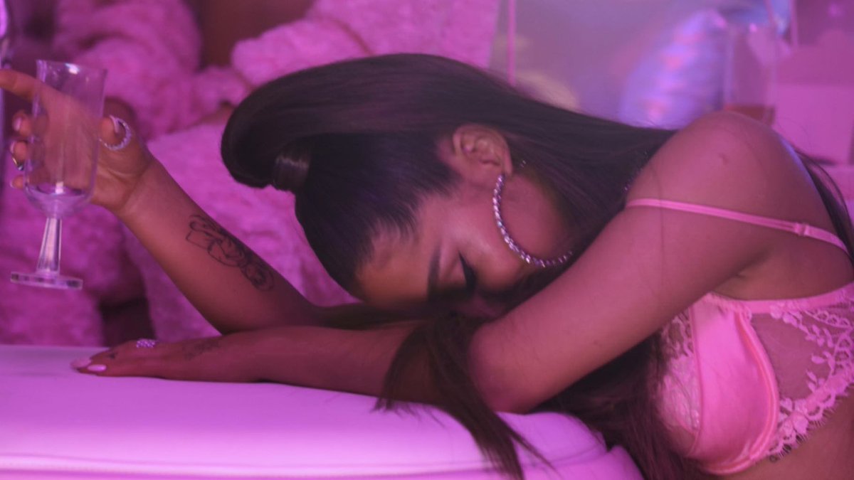 rembabies_'s tweet image. Happy “7 rings” day 💍💍💍💍💍💍💍