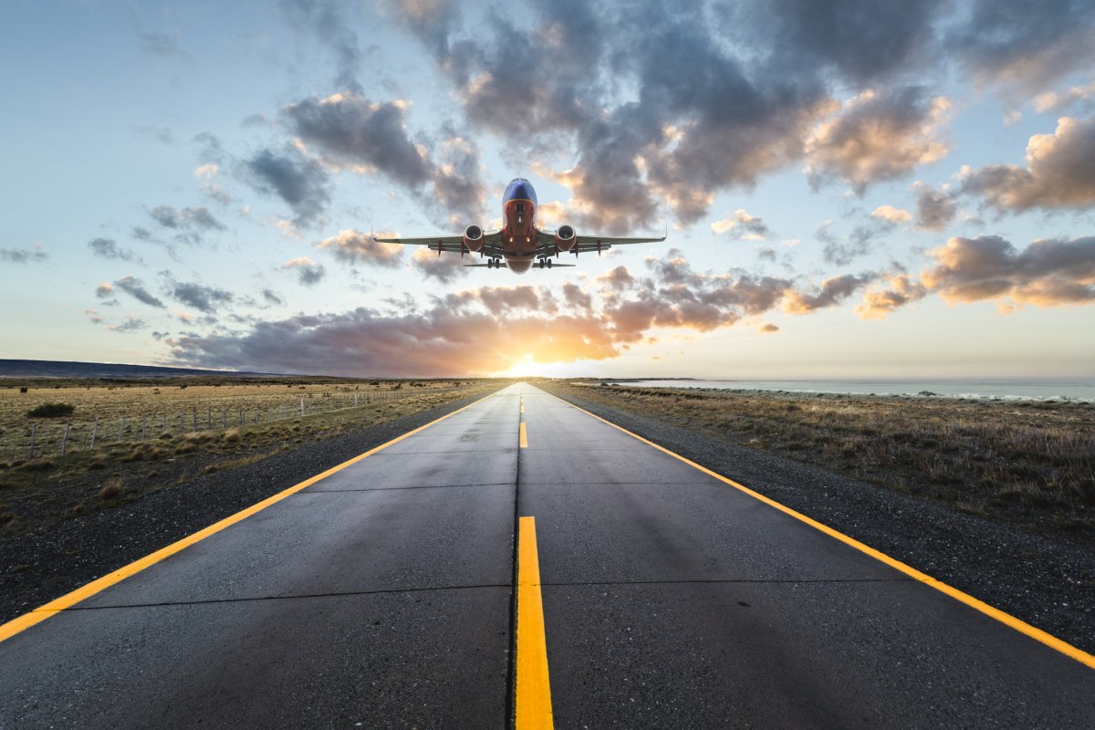 jfangm's tweet photo. The pandemic shifted the focus of most airlines. As business travel stagnates at lower levels, leisure travel becomes the profit center. Efficient use of #data will be essential to filling the gap between the past and present realities. #BigData https://t.co/lh5tTfLCV4 https://t.co/Y4XP1car7X