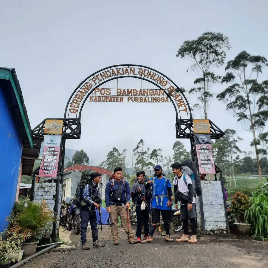 FRDMFreedom48's tweet photo. Mt. Slamet https://t.co/mz5rdExjzY