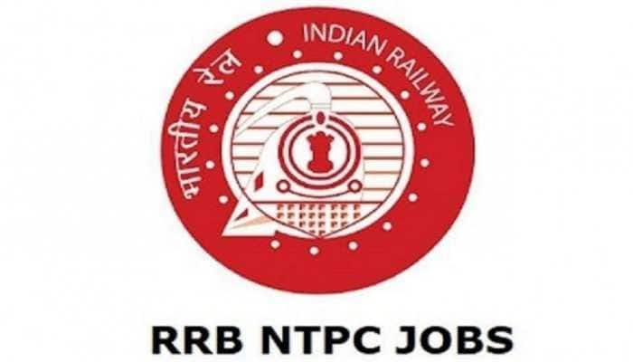 MeriVoice143's tweet photo. #Railway_Minister_Help_US
I stand with the youth of India. Railway Minister @AshwiniVaishnaw ji, don't spoil the future of youth. The government should listen to the RRB NTPC candidates and consider their demands. 
#RRBNTPC_1student_1result 
#Railway_Minister_Help_US https://t.co/UInzOQvQ4d