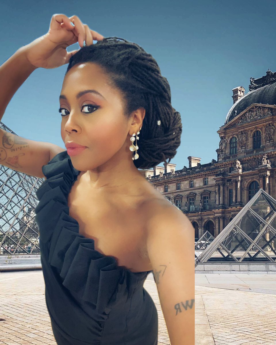 Octaviaaivatco's tweet photo. Today I should be starting my #art residency, deferred from July 2020. But due to #Omarion’s Revenge, it will be 2023 when I get to nestle into my art zone in a beautiful corner of France. Until then, I CTRL+V’d myself in Paris 😂
Oui, hoe. I’m in Paris.
🇫🇷
#mdr #France https://t.co/ItEkl8hOVc