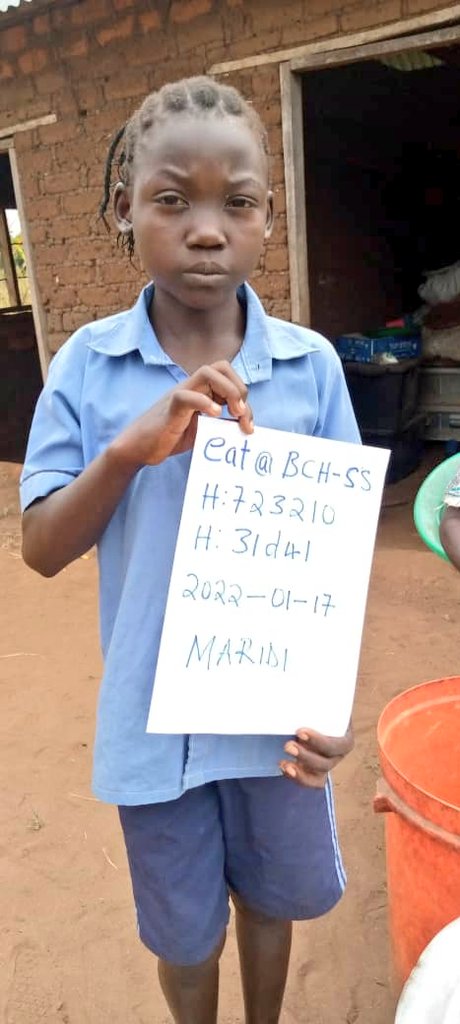 The smiles on the Face is just beautiful. Thanks to #BitcoinCash Community for helping us helping our neighbors.  <a href="/eatBCH_VE/">eatBCH Venezuela</a> <a href="/eatBCH/">eatBCH</a>