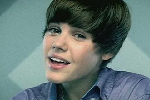 PopCrave's tweet image. 12 years ago today, @JustinBieber released “Baby” featuring @Ludacris.

The track was an international breakout hit for Bieber and has since been certified 12x Platinum in the US. It was the most-viewed video on YouTube for over two years and now has over 2.6 billion views.