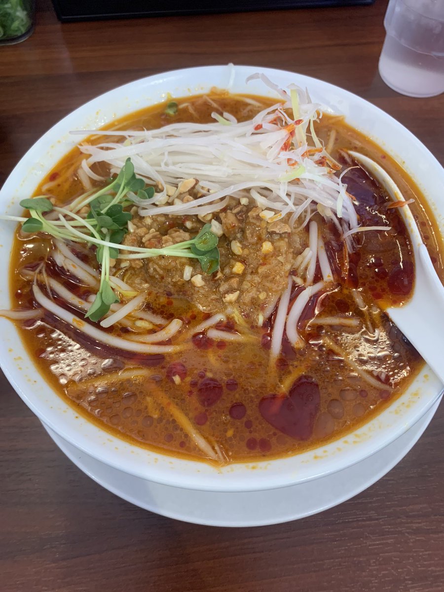 #魁力屋
担々麺食べました。くせになる味