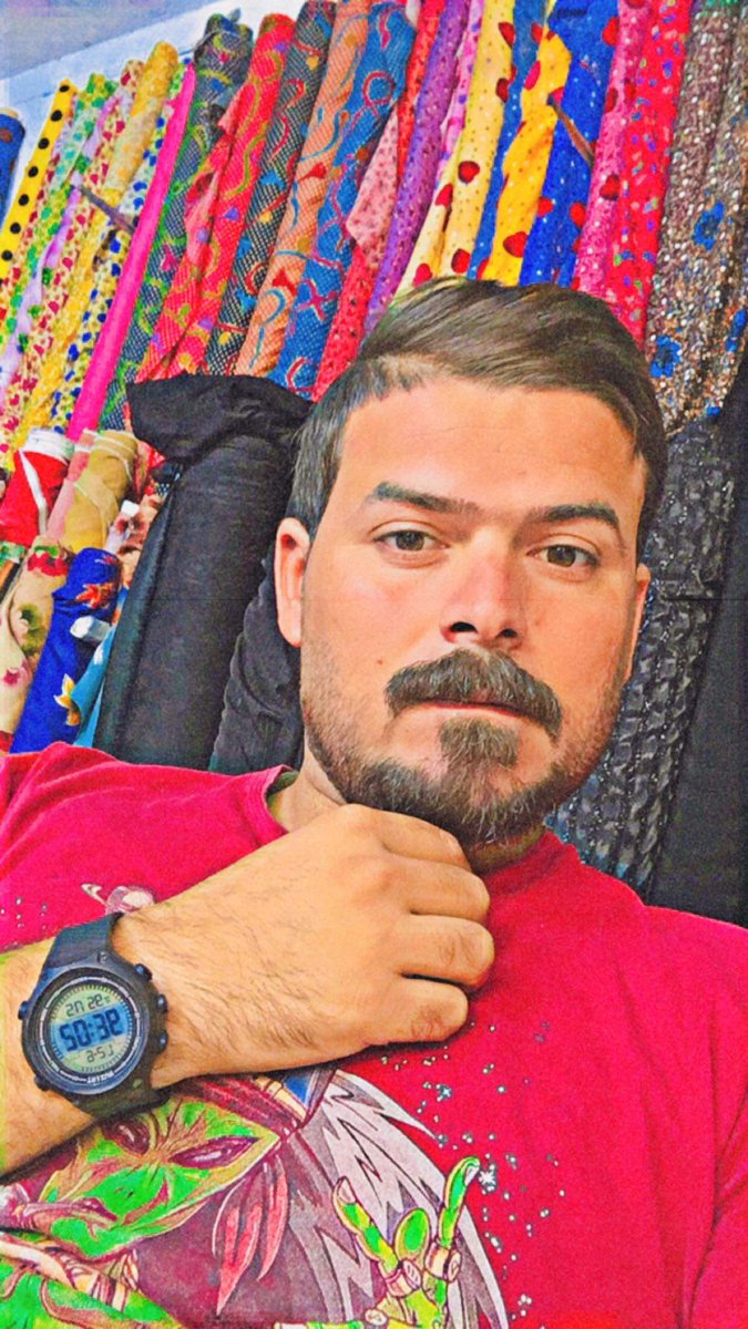 ڪُـن قـوياً حتـىٰ لا يشفـقَ عليكَ آحــد 🖤.