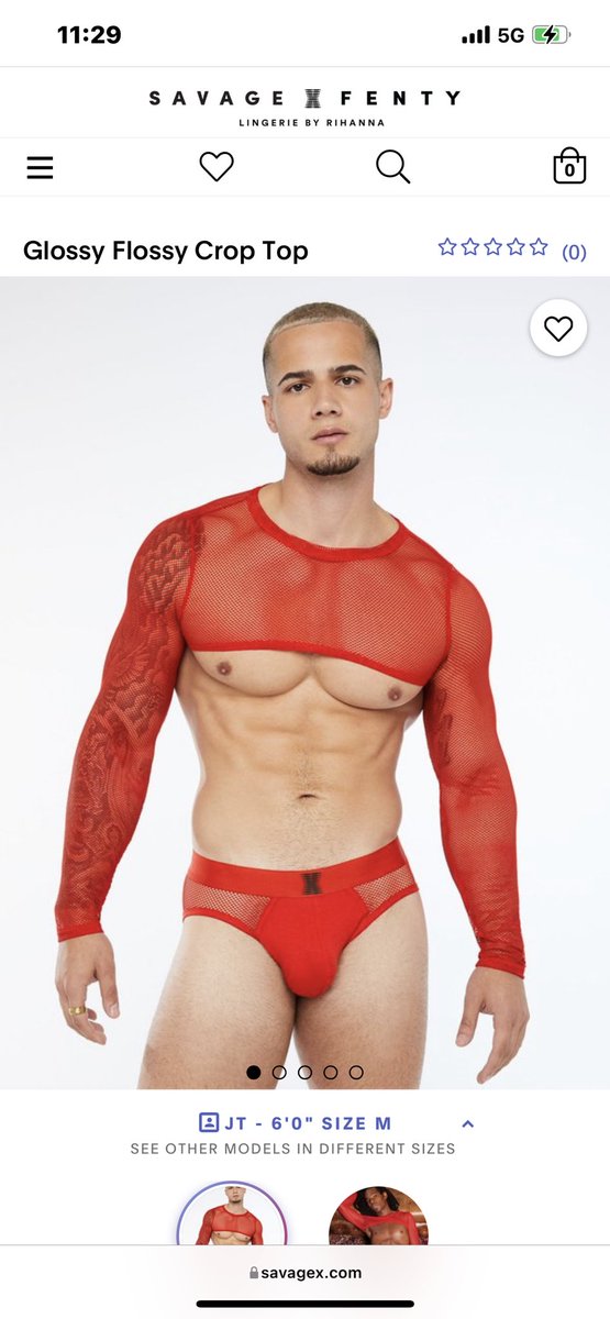 twhitson26's tweet image. OH RIHANNA.