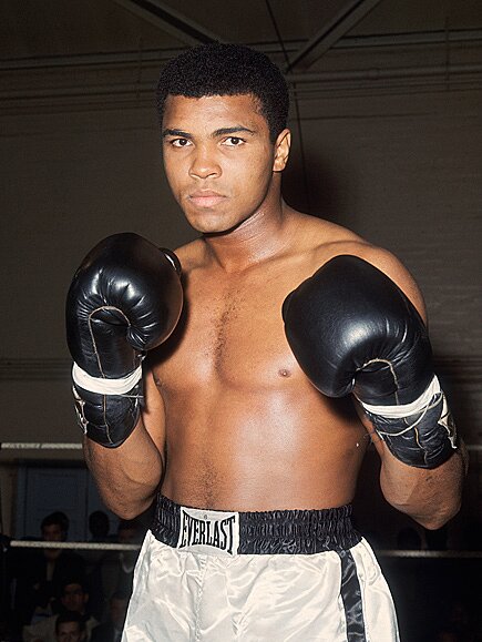 LoveDetroit00's tweet photo. 🎂HAPPY BIRTHDAY🎂
TO THE WORLDS GREATEST
🥊MUHAMMAD ALI🥊
Service to others is the rent you pay for your room here on earth.
-@MuhammadAli
#MuhammadAliDay
#MuhammadAli https://t.co/NKS56GM2kt
