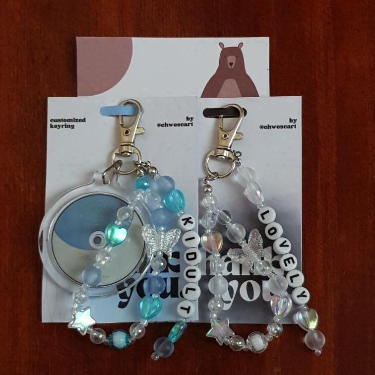 schoicart's tweet photo. . . . #choimails 💌 

hi @chwescart my keychains arrived safely, soaper pretty pi nila 🥺🤍 thank uuu <3 #chweskeychain https://t.co/nhqm30hllp